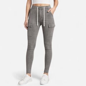 American Eagle Outfitters High-Rise Cargo Jeggings in Gray